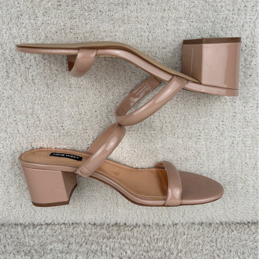 Nine West Heels Womens 8.5M Beige Tea 3 Strappy Classic Professional Block Heel - Picture 2 of 11